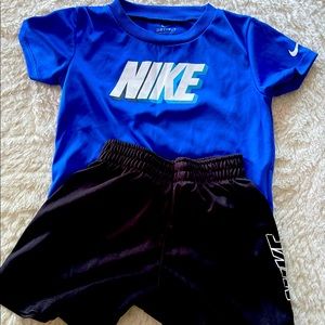 2T Nike set